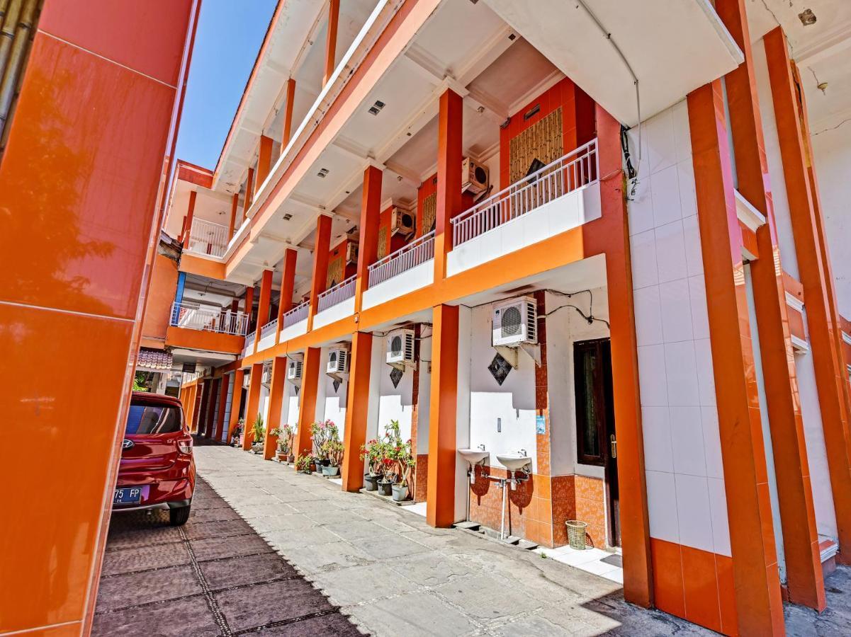 Collection O 91489 Hotel Tanjung Permata Cilacap Kültér fotó