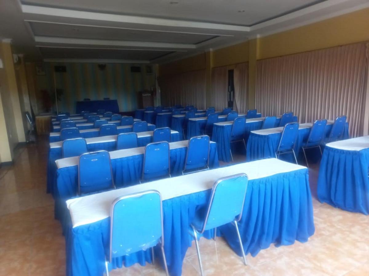 Collection O 91489 Hotel Tanjung Permata Cilacap Kültér fotó